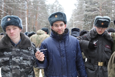 слет патриотов 00